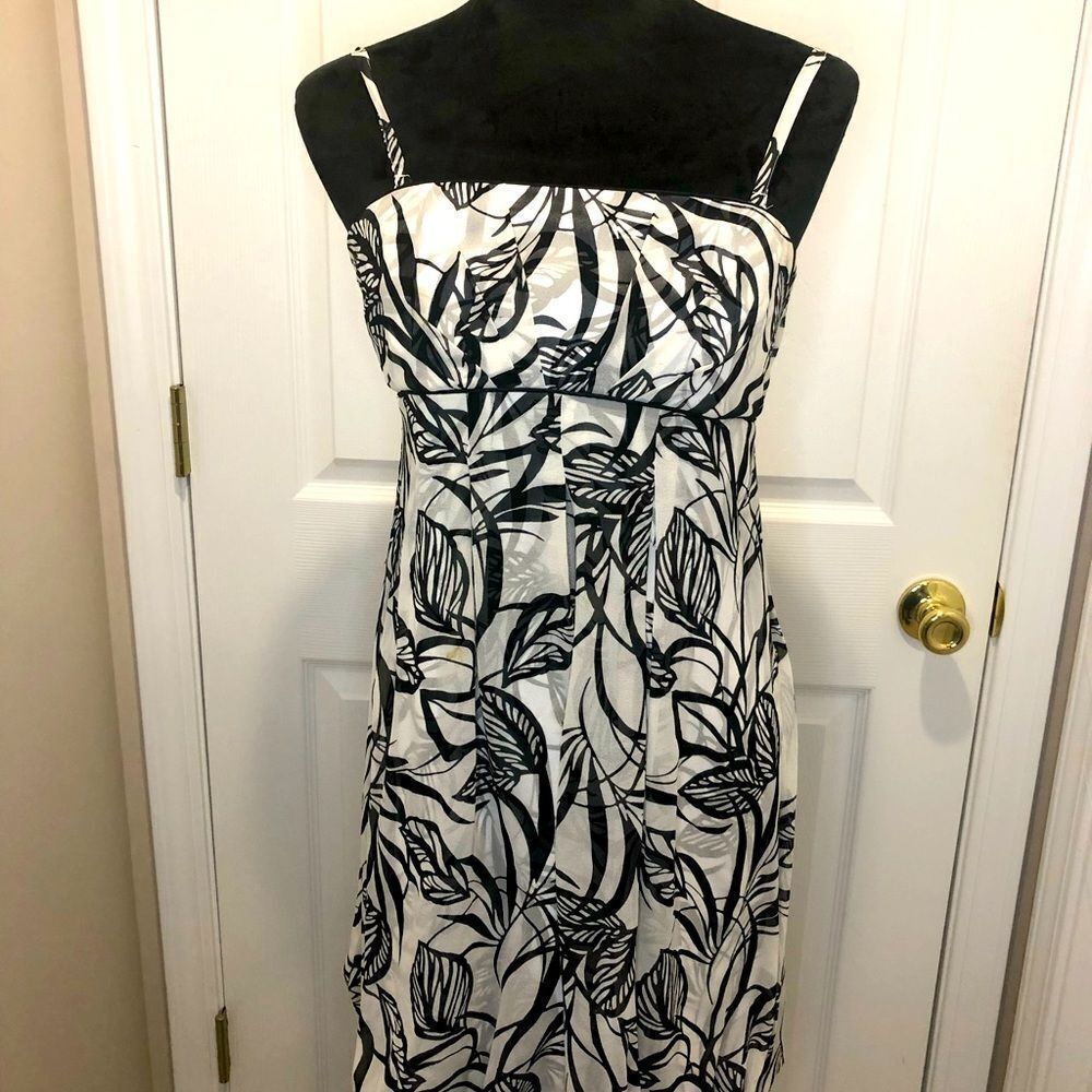 White House Black Market black white mini dress.